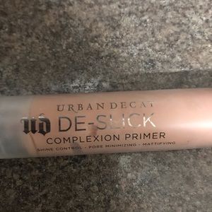 Urban Decay De-Slick Complexion Primer